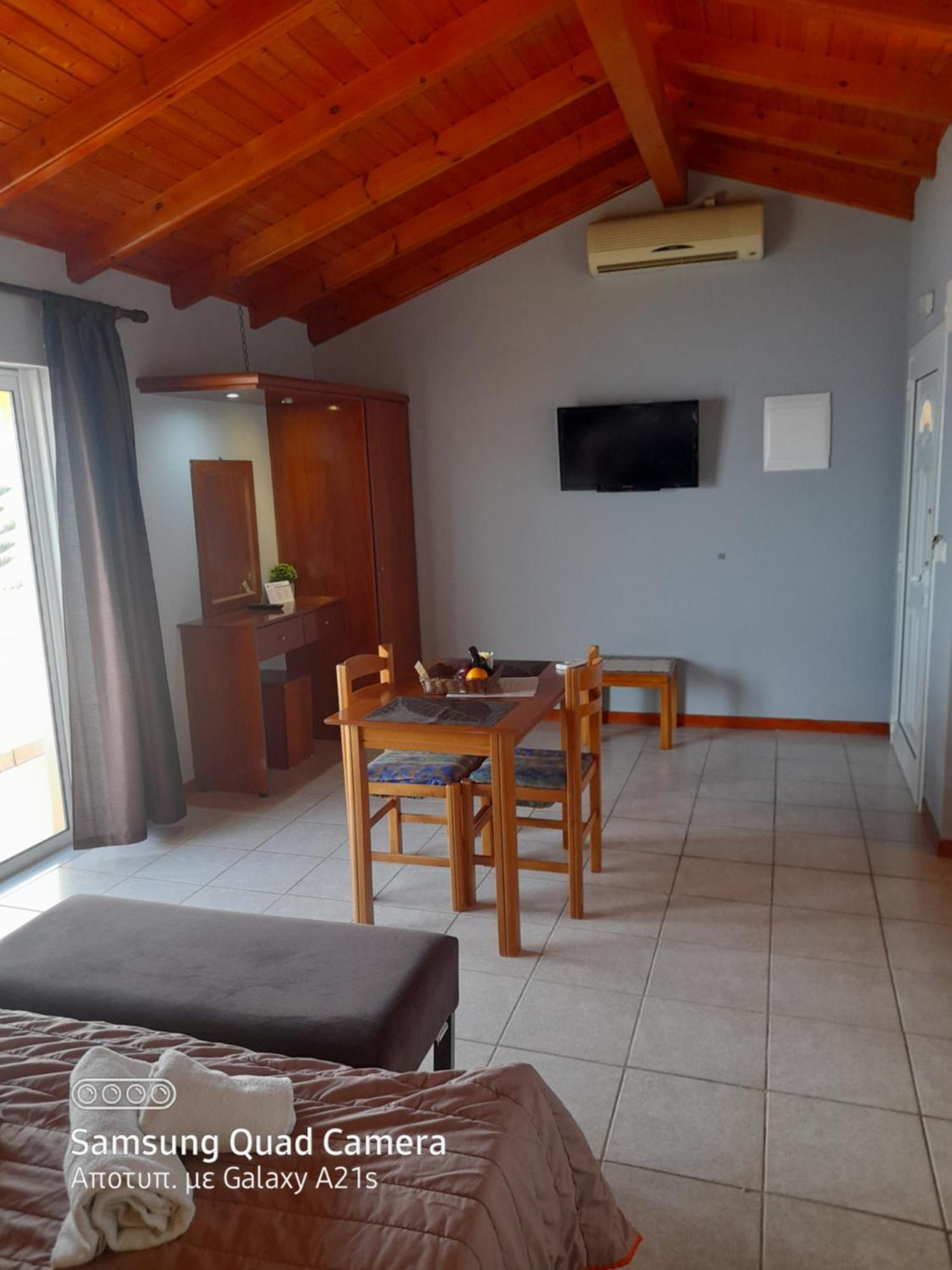 Stefanosplace Aparthotel Sea View 公寓式飯店 Barbati